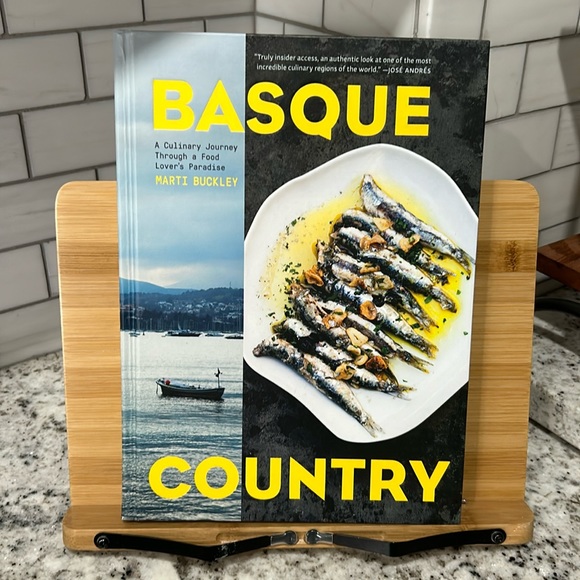 Basque Cookbook 🧑‍🍳 📖 - Picture 1 of 7